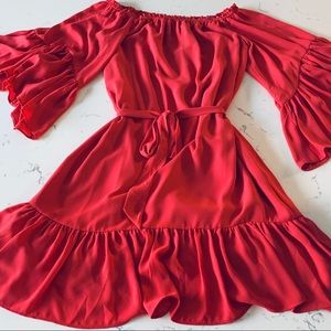 White House Black Market NWT Flounce Dress